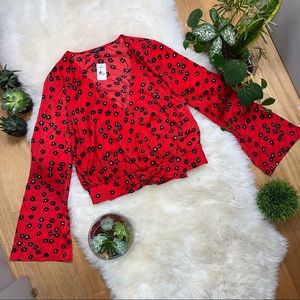 NWT!🤩Express Faux Wrap Top Size Small